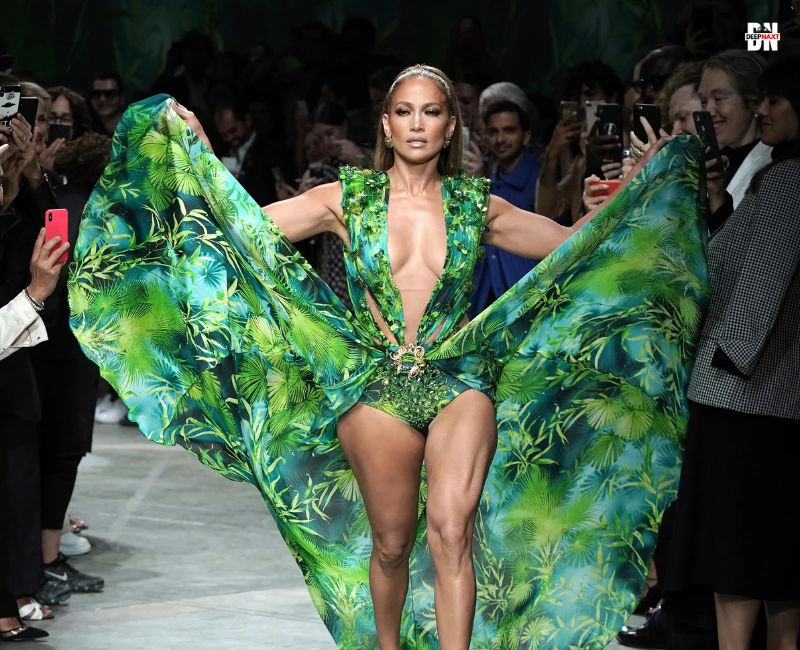Why JLo Green Dress Make History on Google
